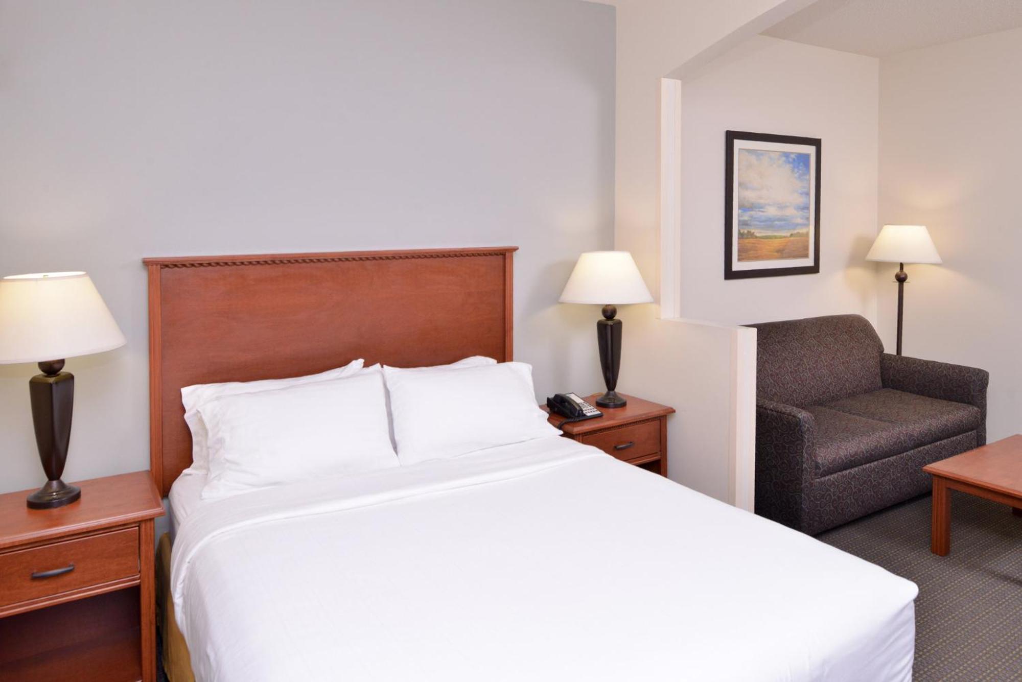 Holiday Inn Express Hotel & Suites Sioux Falls At Empire Mall, An Ihg Hotel Экстерьер фото