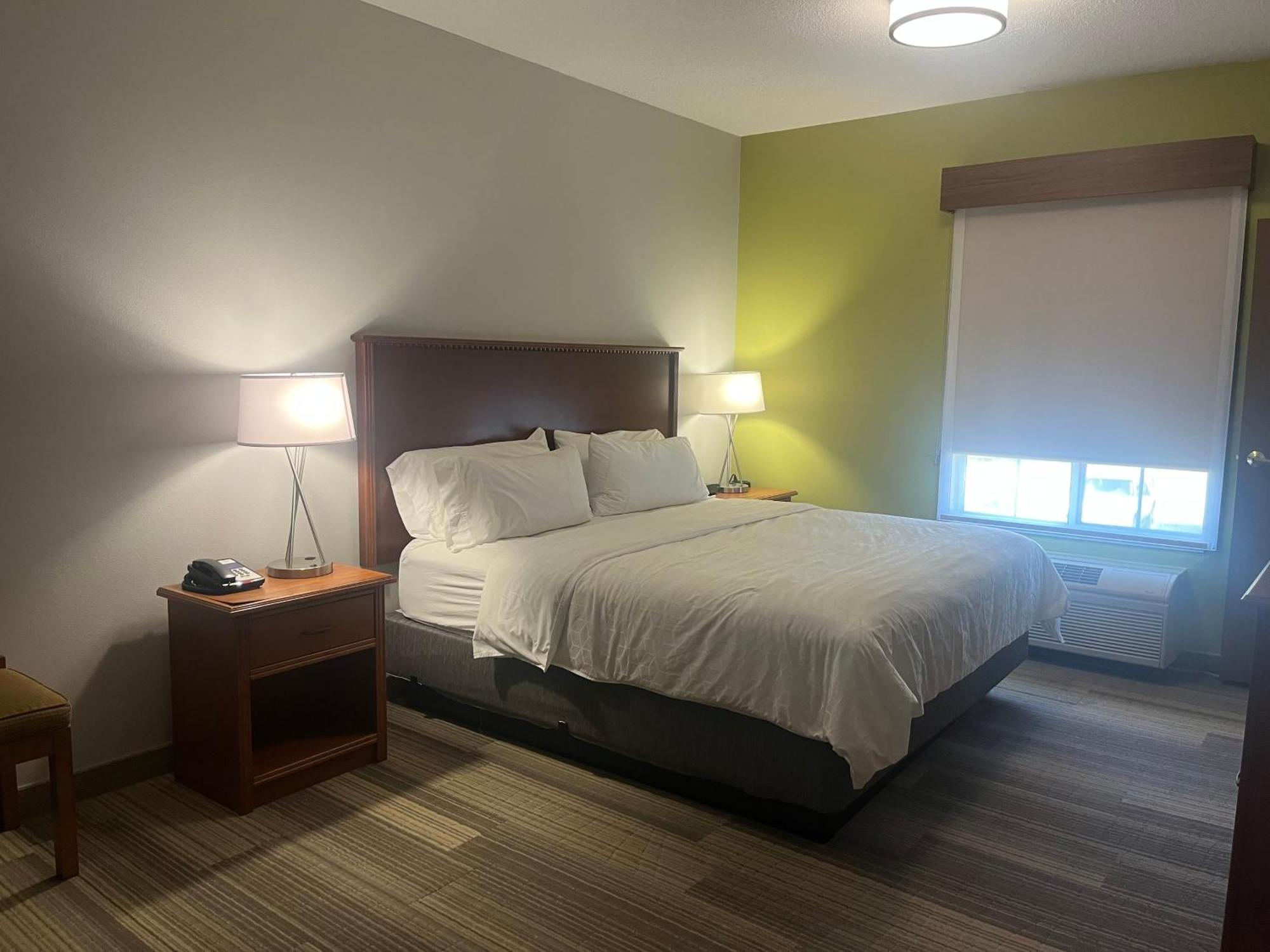 Holiday Inn Express Hotel & Suites Sioux Falls At Empire Mall, An Ihg Hotel Экстерьер фото